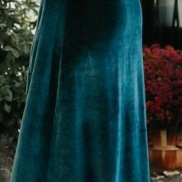 Meghan Velvet Wrap Maxi Dress - Picture 3 of 9